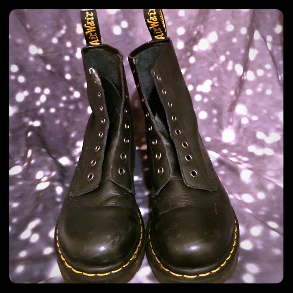 Black 1460 Smooth classic Dr. Martens
